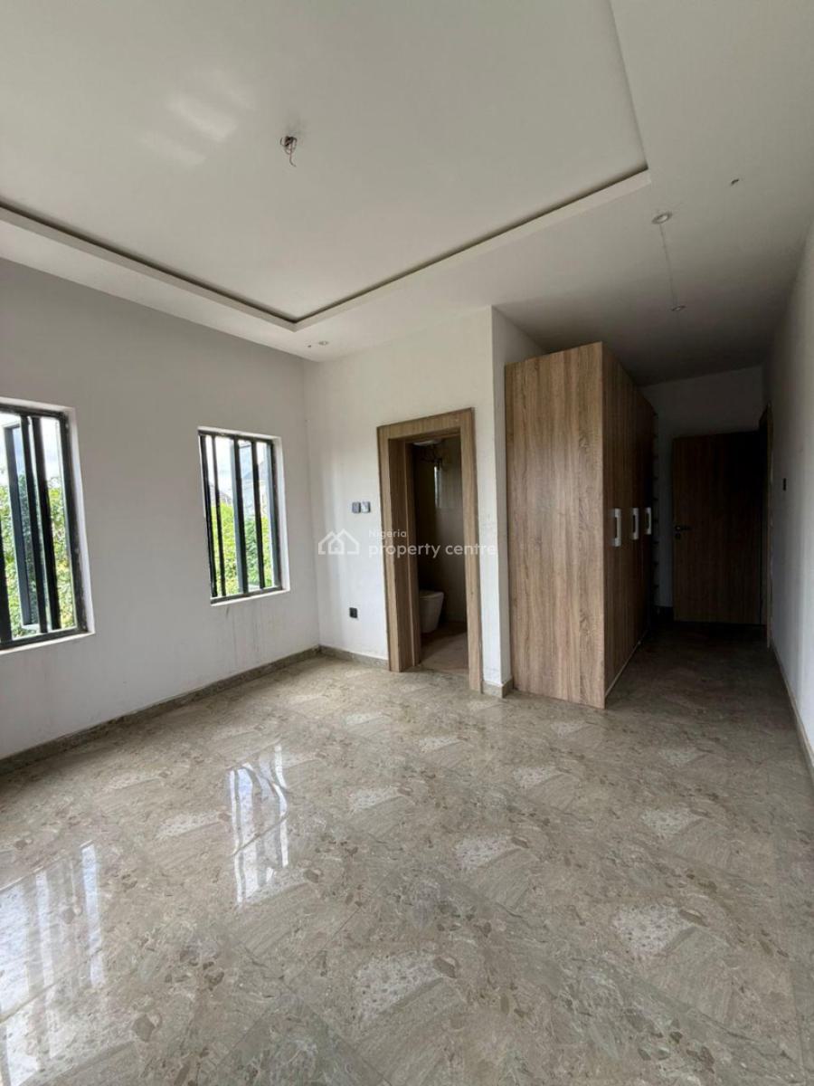 Exquisitely Spacious 4 Bedrooms Semi Detached Duplex (self Compound), Kolapo Ishola Gra, (legacy Estate), Akobo, Ibadan, Oyo, Semi-detached Duplex for Sale