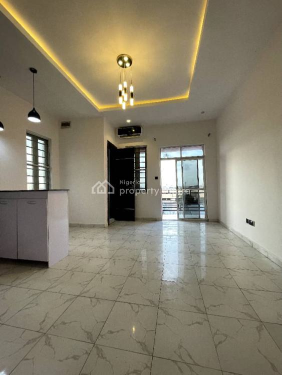 Spacious Mini Fla with Ac, Macro Wave,heat Extractor Serviced, By Eti-osa, Igbo Efon, Lekki, Lagos, Mini Flat (room and Parlour) for Rent