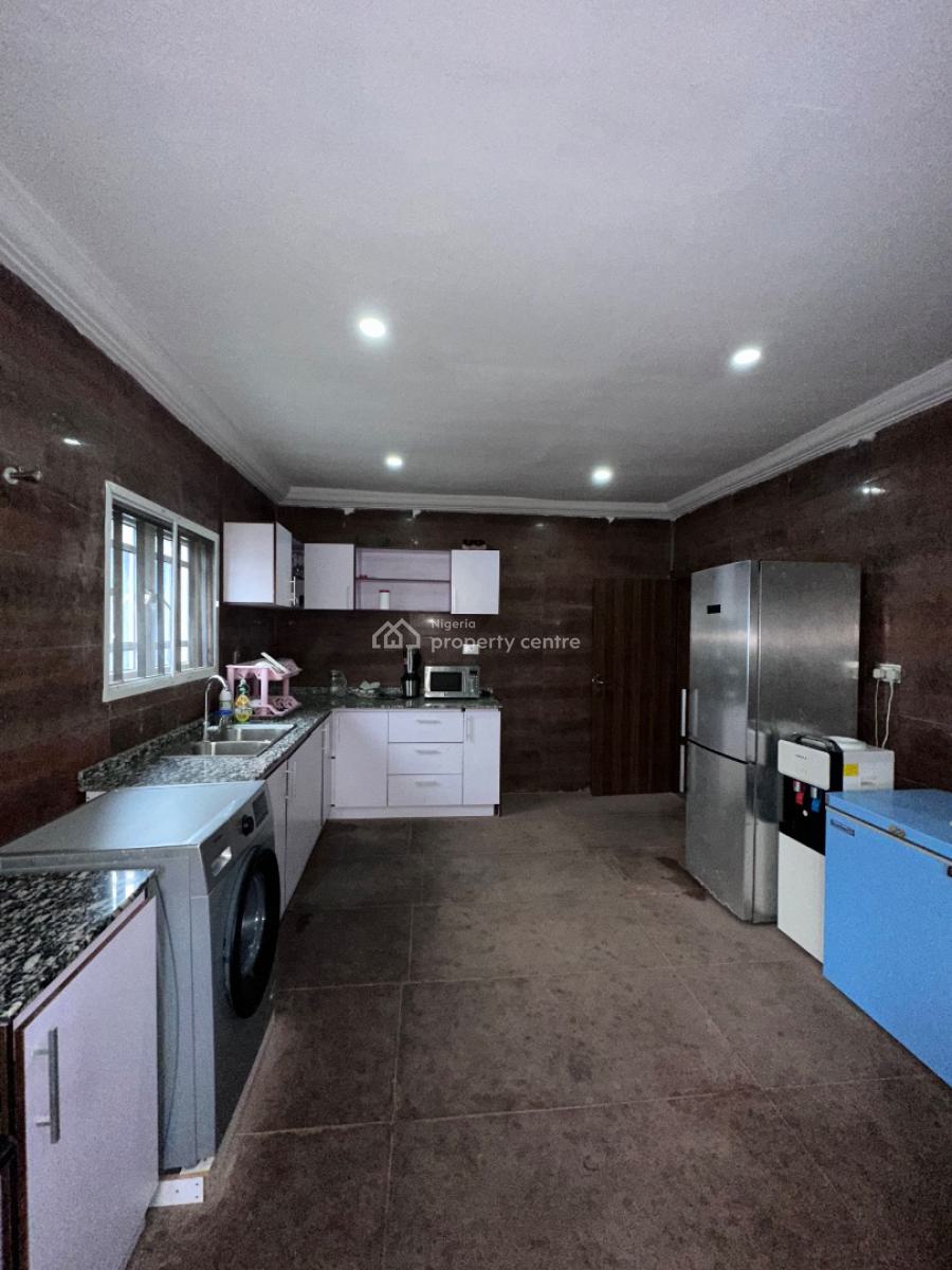 Luxury Home 2 Bedrooms Apartment, Oakland Estate, By Blenco Supermarket, Opp. Skymall, Sangotedo, Ajah, Lagos, Flat / Apartment Short Let