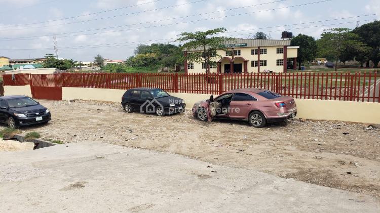 Restaurant Lounge and Bar with Big Open Space and Amazing Facilities, Km 3 Lagos Badagry Express Alafia By Coker Bus-stop., Coker, Surulere, Lagos, Restaurant / Bar for Rent