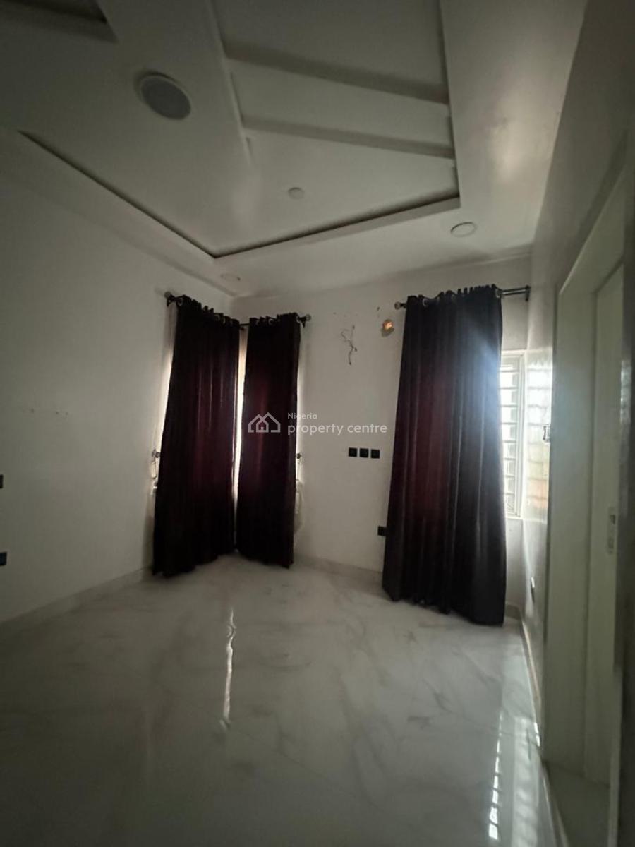 5 Bedrooms Detached Duplex with 1 Room Bq, Ikola Command, Ipaja, Lagos, Detached Duplex for Sale