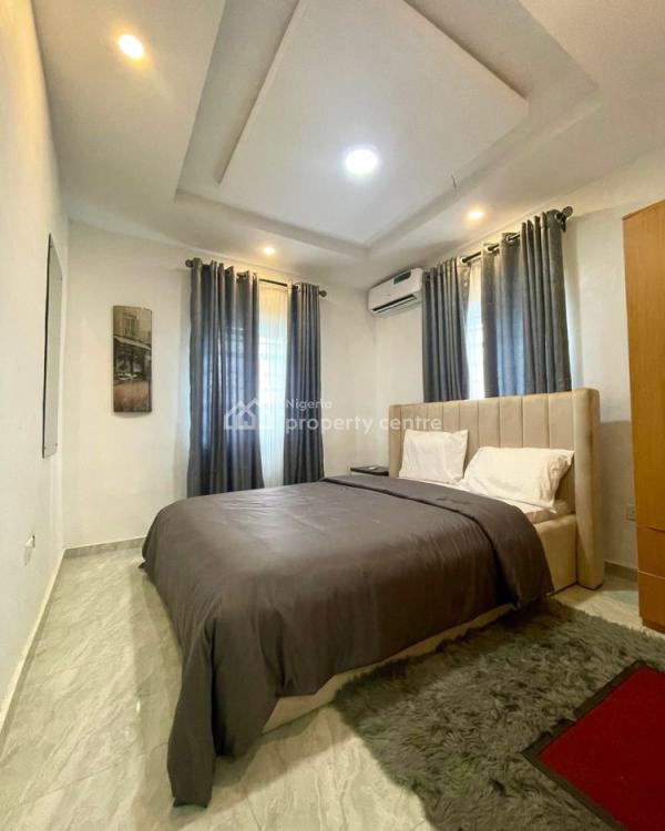 Deluxe 2 Bedrooms Apartment, Ilupeju, Lagos, Flat / Apartment Short Let