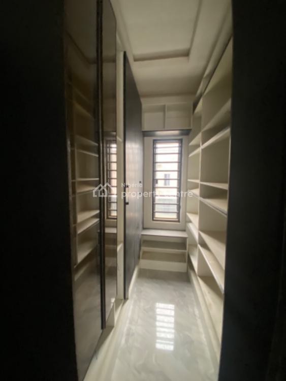 5 Bedroom House, Guzape District, Abuja, House for Sale