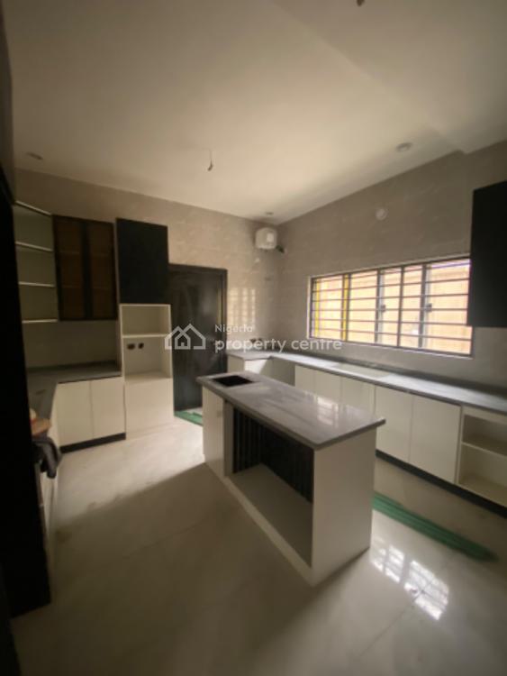 5 Bedroom House, Guzape District, Abuja, House for Sale