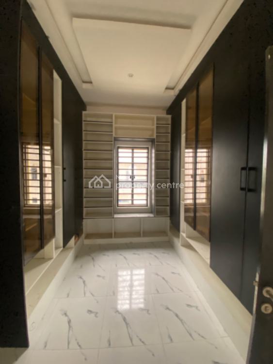 5 Bedroom House, Guzape District, Abuja, House for Sale