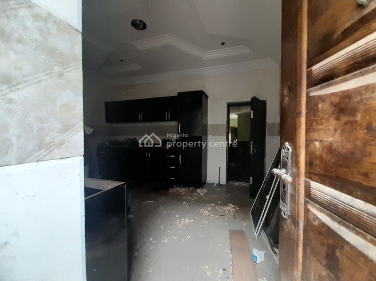 Extremely Spacious 3 Bedroom Apartment, Galadima Gate, Gwarinpa, Abuja, Flat / Apartment for Rent
