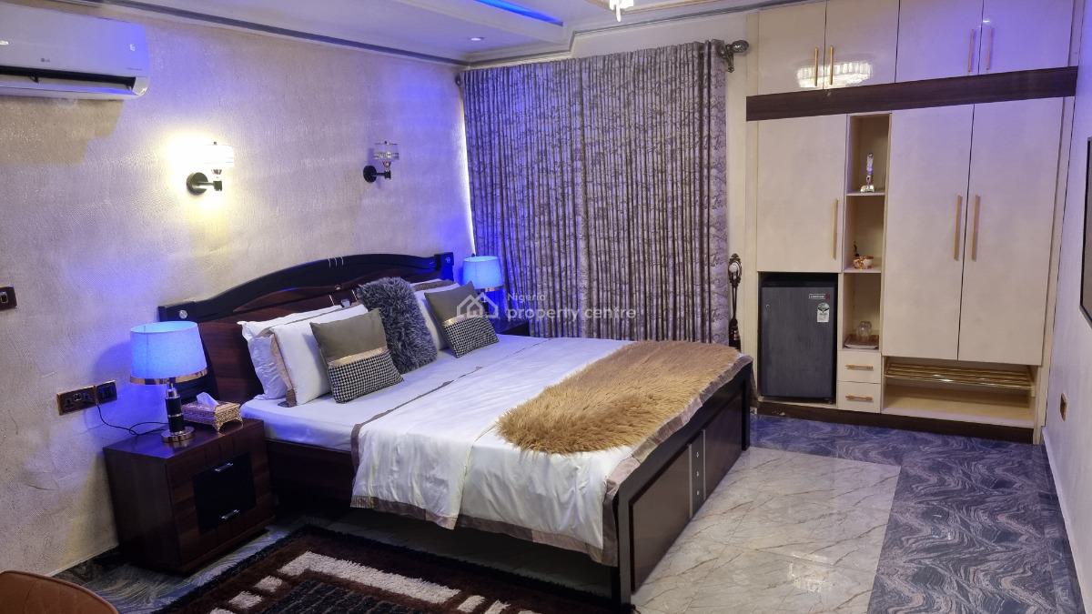 Super Executive Suite with Family Sitting (room 13), 22, Sule Abuka Street, Beside Gt Bank, Opebi, Ikeja, Lagos, Mini Flat (room and Parlour) Short Let