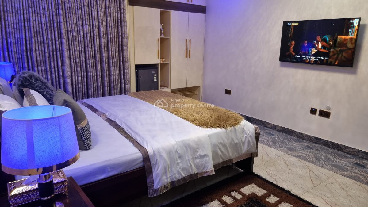 Super Executive Suite with Family Sitting (room 13), 22, Sule Abuka Street, Beside Gt Bank, Opebi, Ikeja, Lagos, Mini Flat (room and Parlour) Short Let