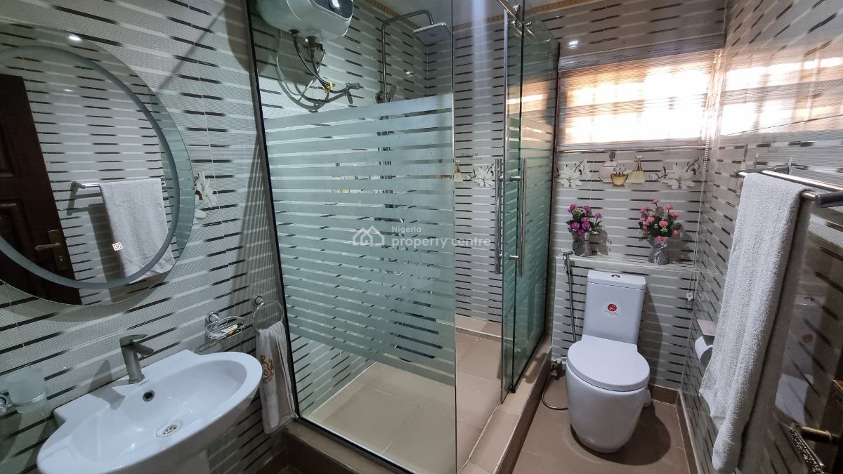 Super Executive Suite with Family Sitting (room 13), 22, Sule Abuka Street, Beside Gt Bank, Opebi, Ikeja, Lagos, Mini Flat (room and Parlour) Short Let