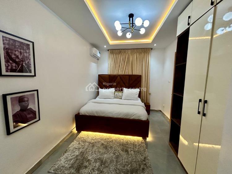 Luxury 3 Bedrooms Apartment, Off Admiralty Way, Lekki Phase 1, Lekki, Lagos, Flat / Apartment Short Let