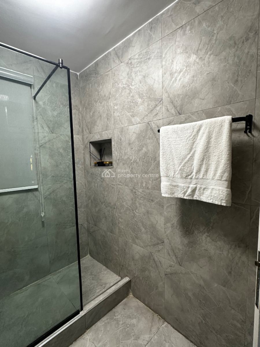 Luxe 1 Bedroom Apartment with Excellent Facilities in a Gated Estate, Admiralty Road, Lekki Phase 1, Lekki, Lagos, Mini Flat (room and Parlour) Short Let