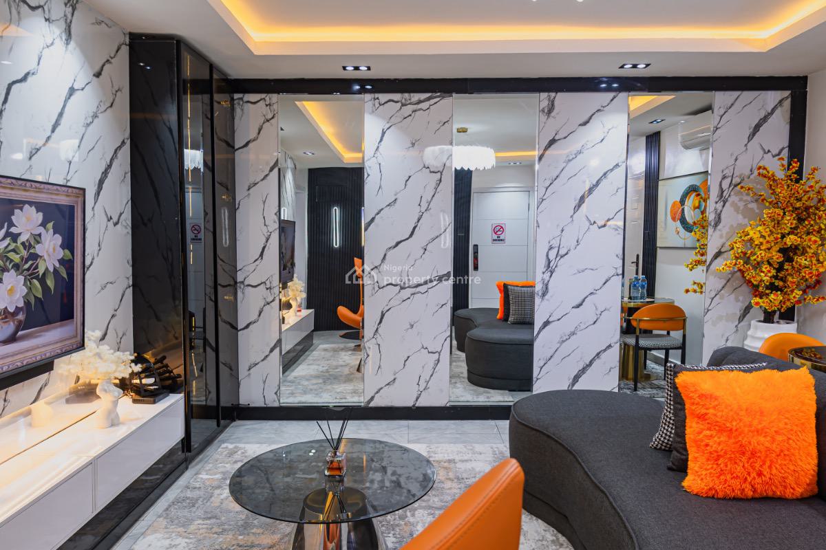 Luxe 1 Bedroom Apartment with Excellent Facilities in a Gated Estate, Admiralty Road, Lekki Phase 1, Lekki, Lagos, Mini Flat (room and Parlour) Short Let