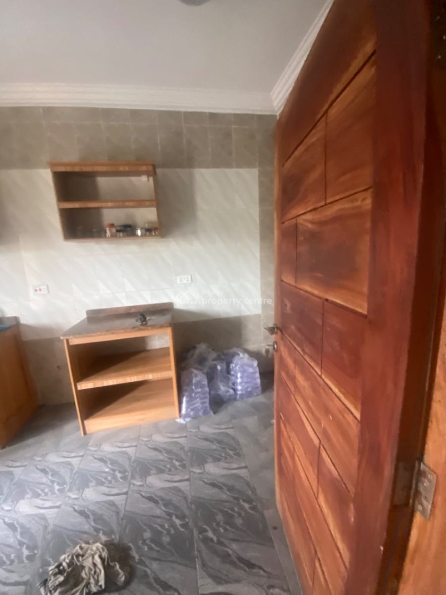 Luxuriously Spacious 2 Bedroom Flat with Excellent Finishing, 25 Femi Street Sangotedo, Abrahim Court, Sangotedo, Ajah, Lagos, Flat / Apartment for Rent
