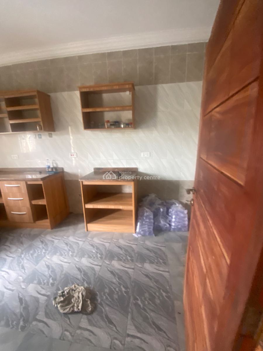 Luxuriously Spacious 2 Bedroom Flat with Excellent Finishing, 25 Femi Street Sangotedo, Abrahim Court, Sangotedo, Ajah, Lagos, Flat / Apartment for Rent