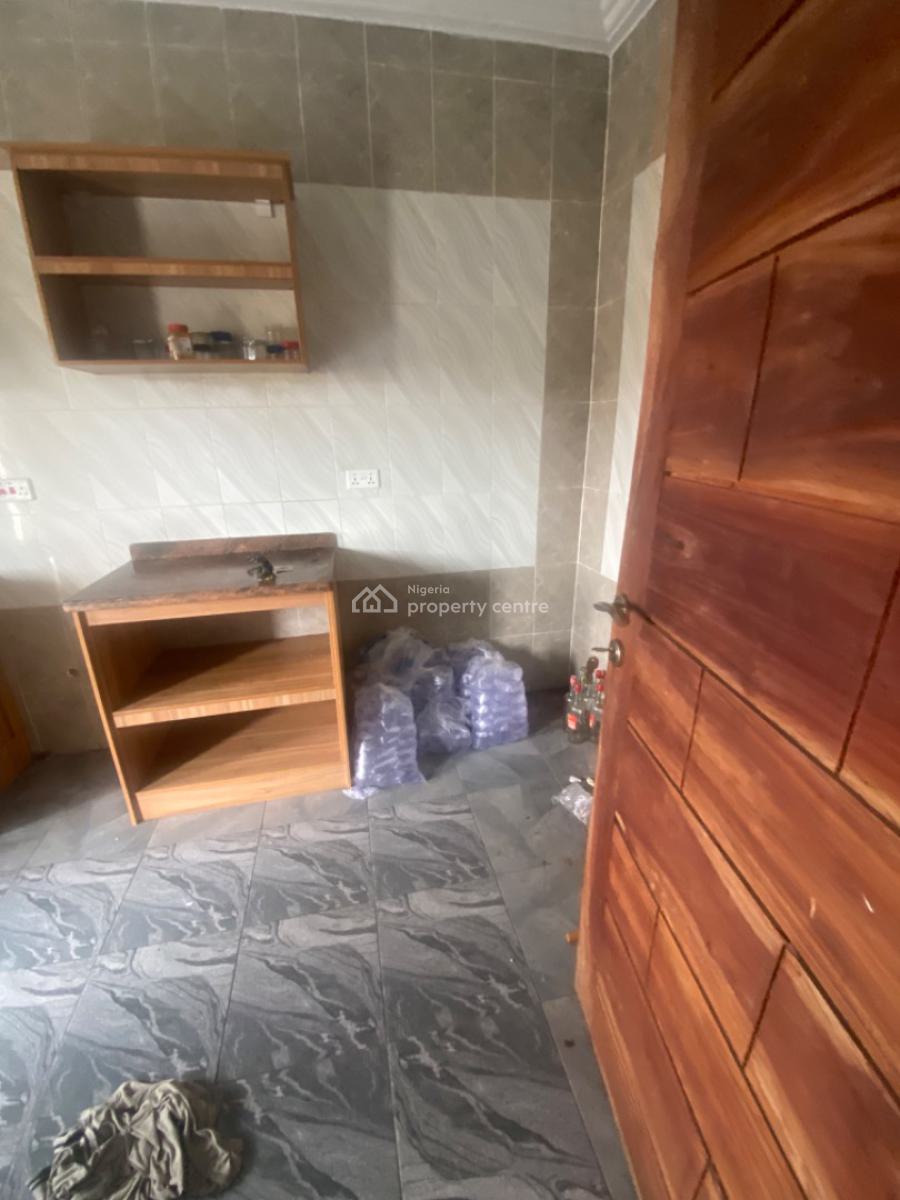 Luxuriously Spacious 2 Bedroom Flat with Excellent Finishing, 25 Femi Street Sangotedo, Abrahim Court, Sangotedo, Ajah, Lagos, Flat / Apartment for Rent