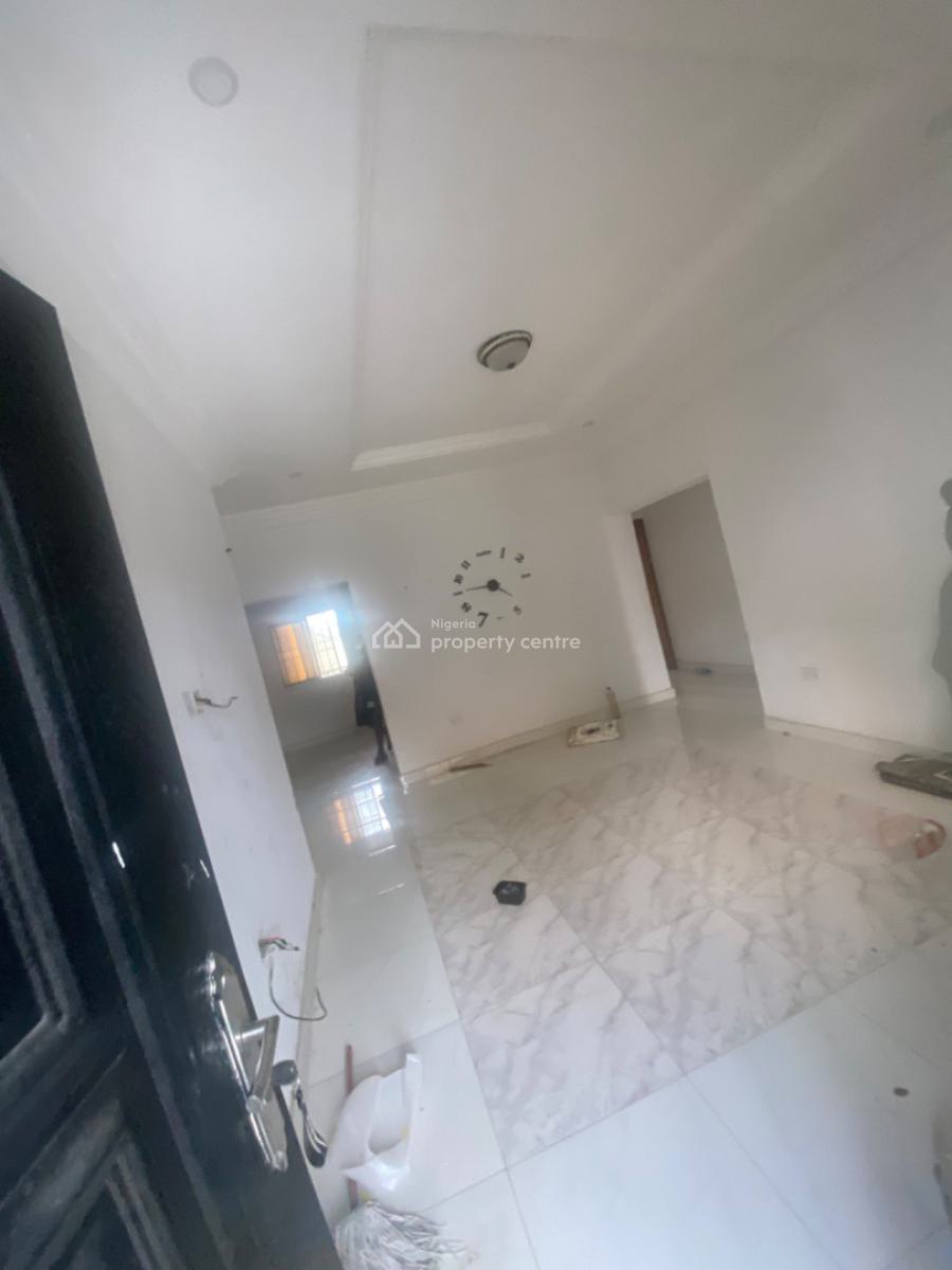 Luxuriously Spacious 2 Bedroom Flat with Excellent Finishing, 25 Femi Street Sangotedo, Abrahim Court, Sangotedo, Ajah, Lagos, Flat / Apartment for Rent