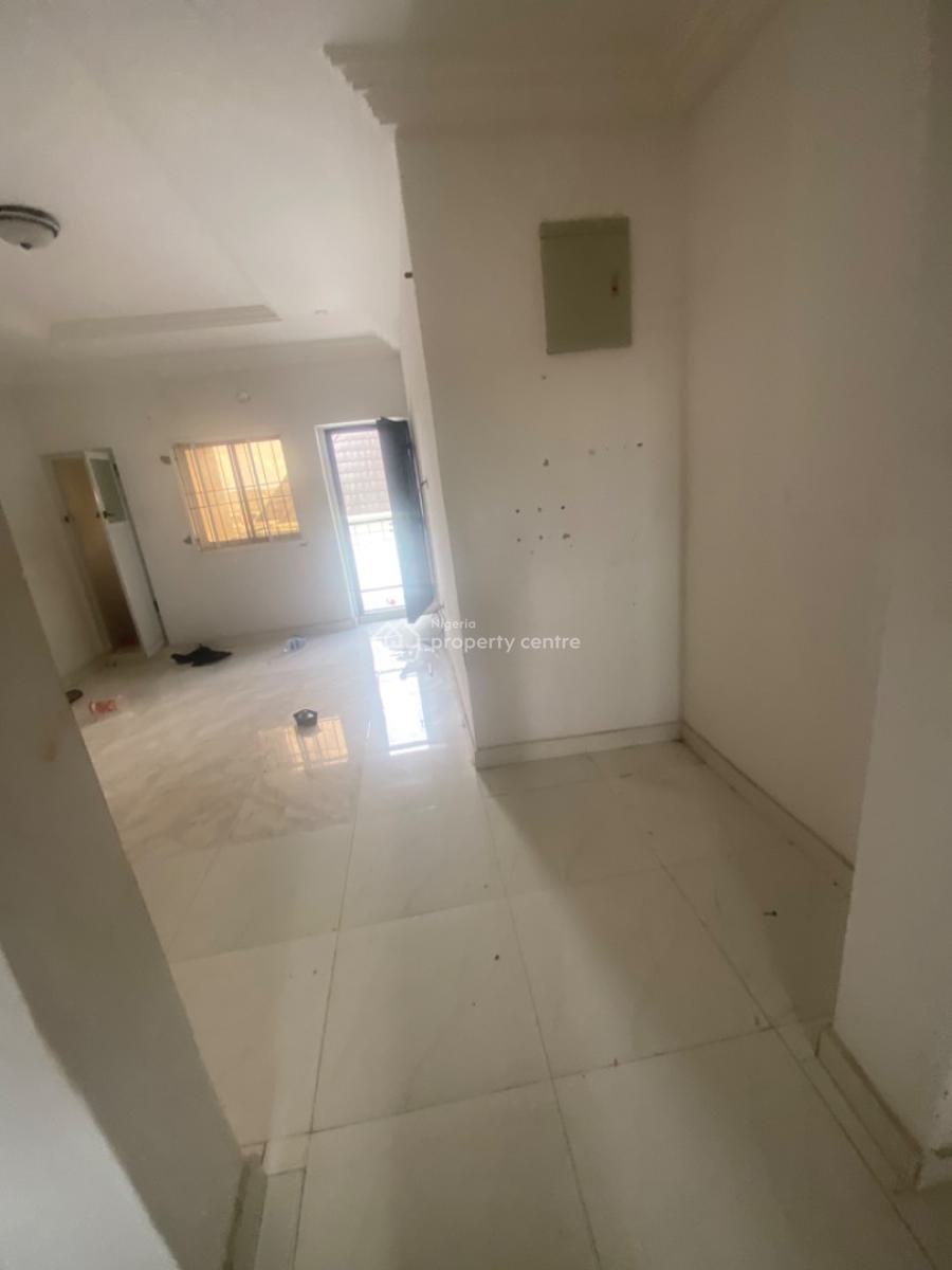 Luxuriously Spacious 2 Bedroom Flat with Excellent Finishing, 25 Femi Street Sangotedo, Abrahim Court, Sangotedo, Ajah, Lagos, Flat / Apartment for Rent