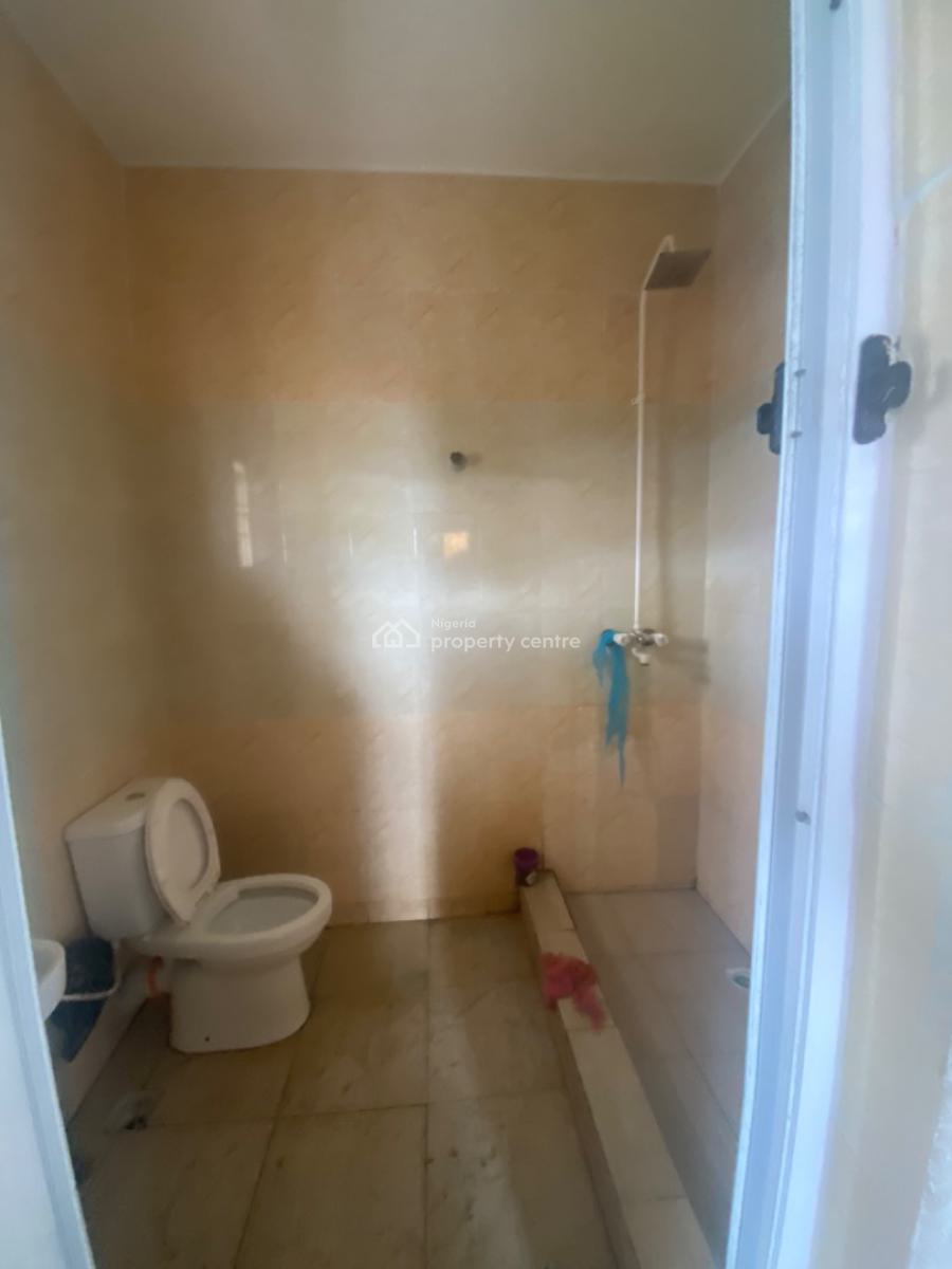 Luxuriously Spacious 2 Bedroom Flat with Excellent Finishing, 25 Femi Street Sangotedo, Abrahim Court, Sangotedo, Ajah, Lagos, Flat / Apartment for Rent