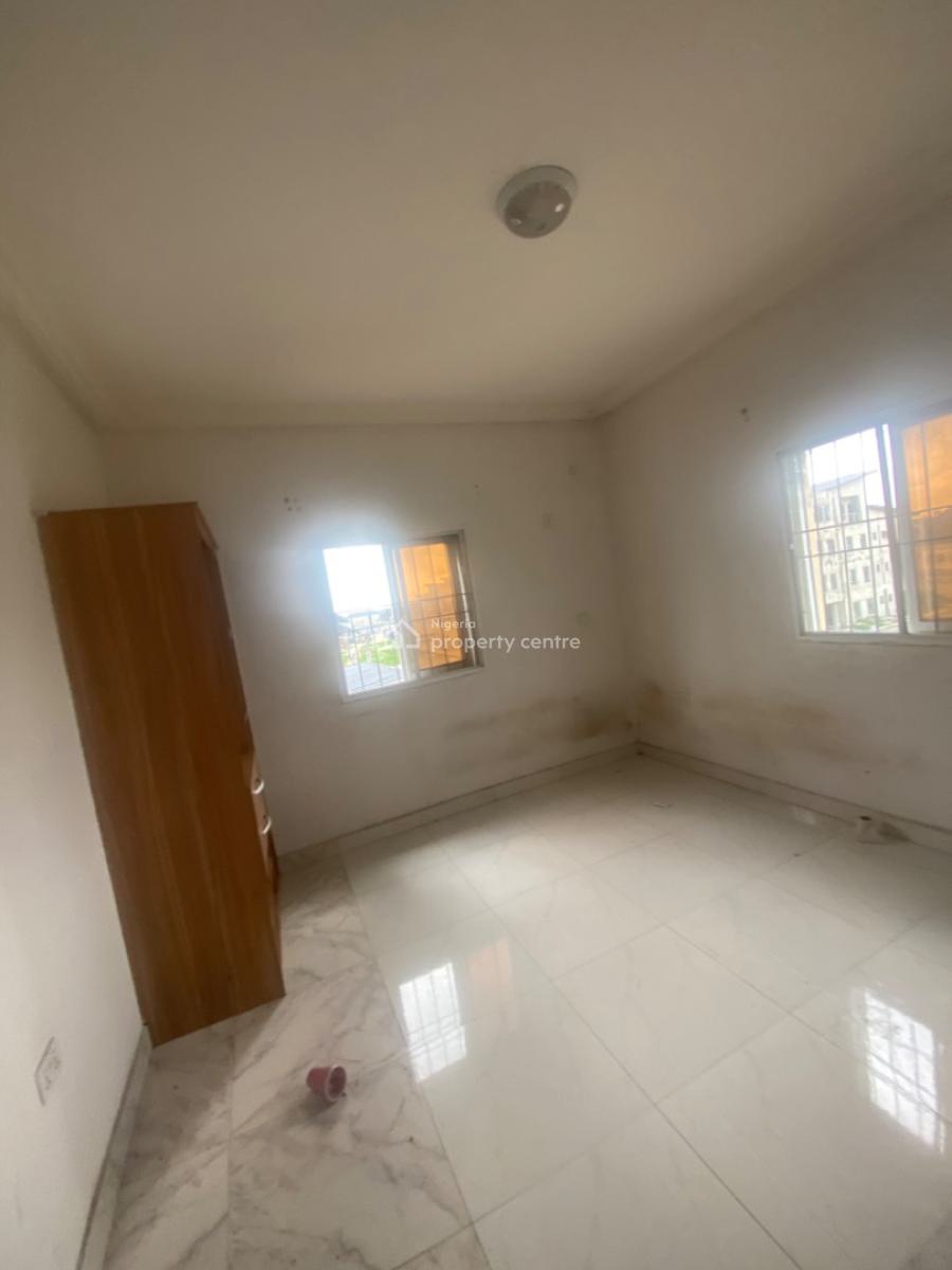 Luxuriously Spacious 2 Bedroom Flat with Excellent Finishing, 25 Femi Street Sangotedo, Abrahim Court, Sangotedo, Ajah, Lagos, Flat / Apartment for Rent