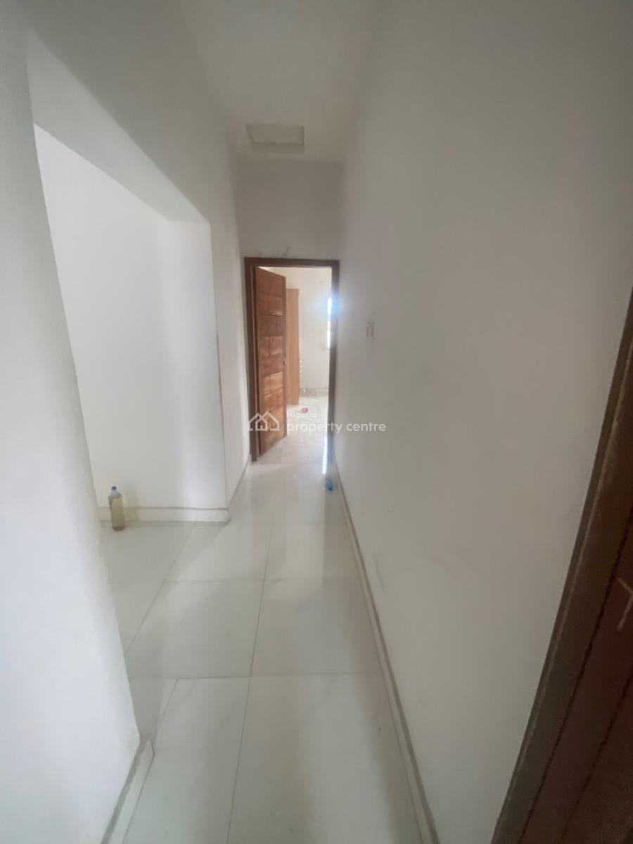Luxuriously Spacious 2 Bedroom Flat with Excellent Finishing, 25 Femi Street Sangotedo, Abrahim Court, Sangotedo, Ajah, Lagos, Flat / Apartment for Rent