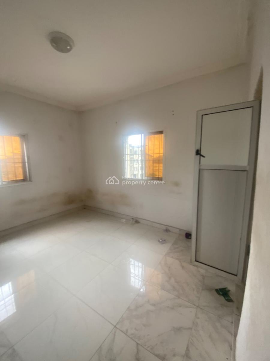 Luxuriously Spacious 2 Bedroom Flat with Excellent Finishing, 25 Femi Street Sangotedo, Abrahim Court, Sangotedo, Ajah, Lagos, Flat / Apartment for Rent