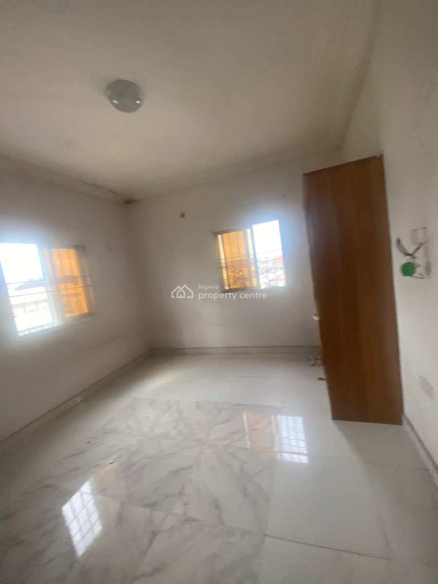 Luxuriously Spacious 2 Bedroom Flat with Excellent Finishing, 25 Femi Street Sangotedo, Abrahim Court, Sangotedo, Ajah, Lagos, Flat / Apartment for Rent