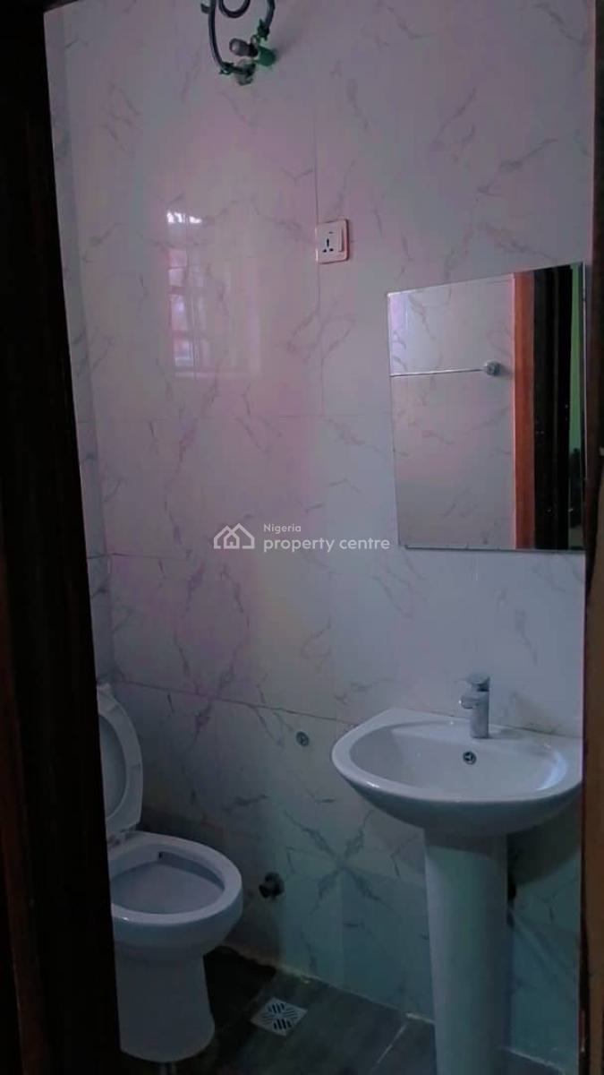 Luxuriously Spacious 2 Bedroom Flat with Excellent Finishing, 25 Femi Street Ologolo Abrahim Court, Ologolo, Lekki, Lagos, Flat / Apartment for Rent