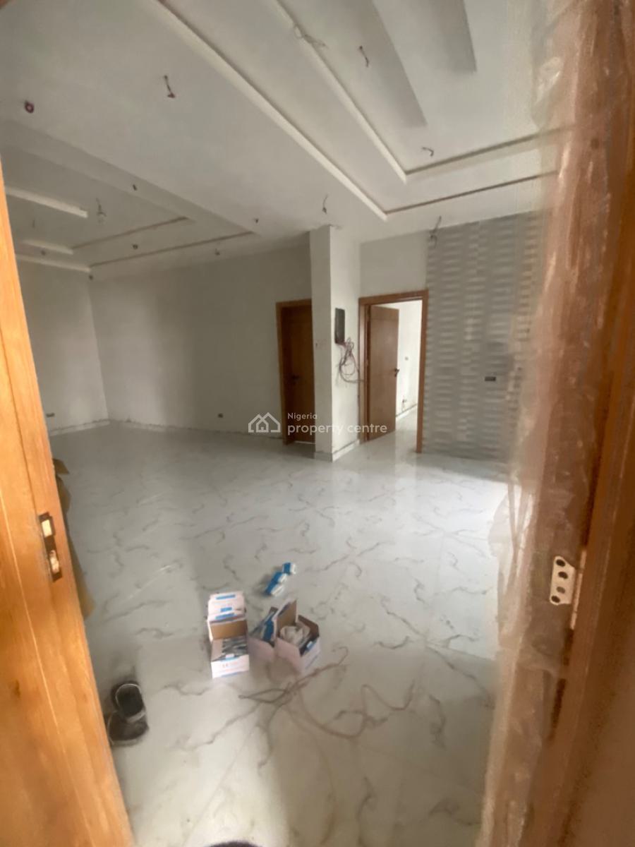Luxuriously Spacious 2 Bedroom Flat with Excellent Finishing, 25 Femi Street Ologolo Abrahim Court, Ologolo, Lekki, Lagos, Flat / Apartment for Rent
