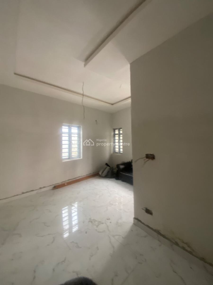 Luxuriously Spacious 2 Bedroom Flat with Excellent Finishing, 25 Femi Street Ologolo Abrahim Court, Ologolo, Lekki, Lagos, Flat / Apartment for Rent