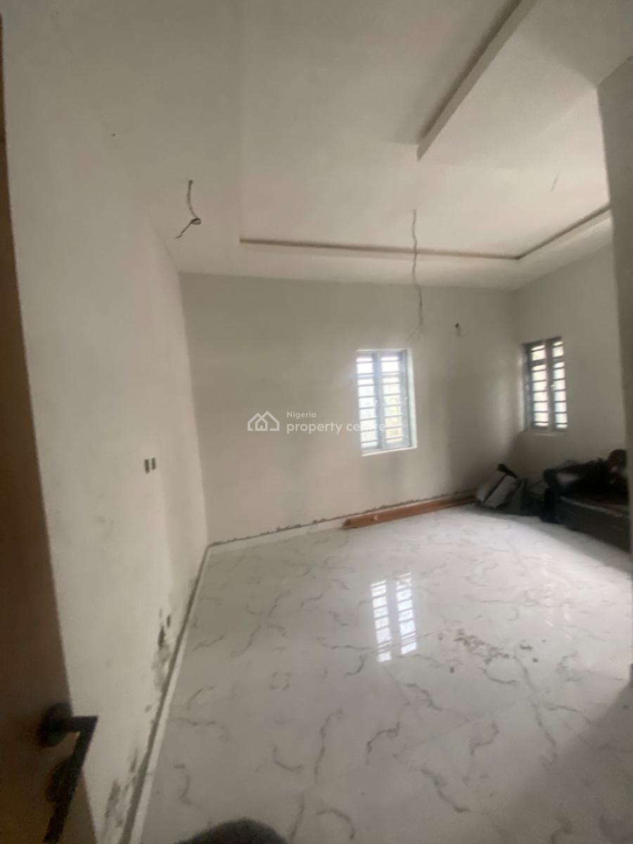 Luxuriously Spacious 2 Bedroom Flat with Excellent Finishing, 25 Femi Street Ologolo Abrahim Court, Ologolo, Lekki, Lagos, Flat / Apartment for Rent