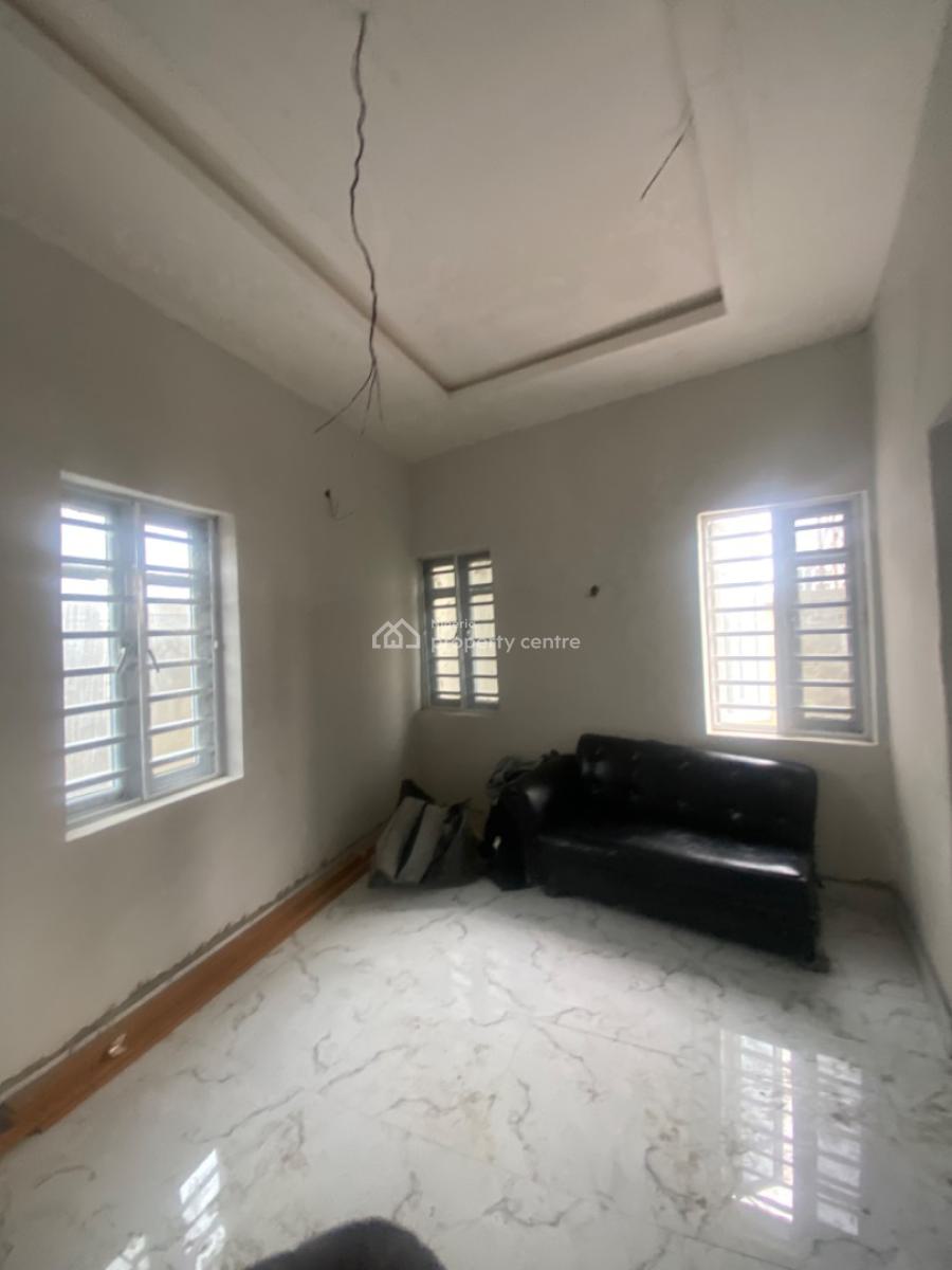 Luxuriously Spacious 2 Bedroom Flat with Excellent Finishing, 25 Femi Street Ologolo Abrahim Court, Ologolo, Lekki, Lagos, Flat / Apartment for Rent