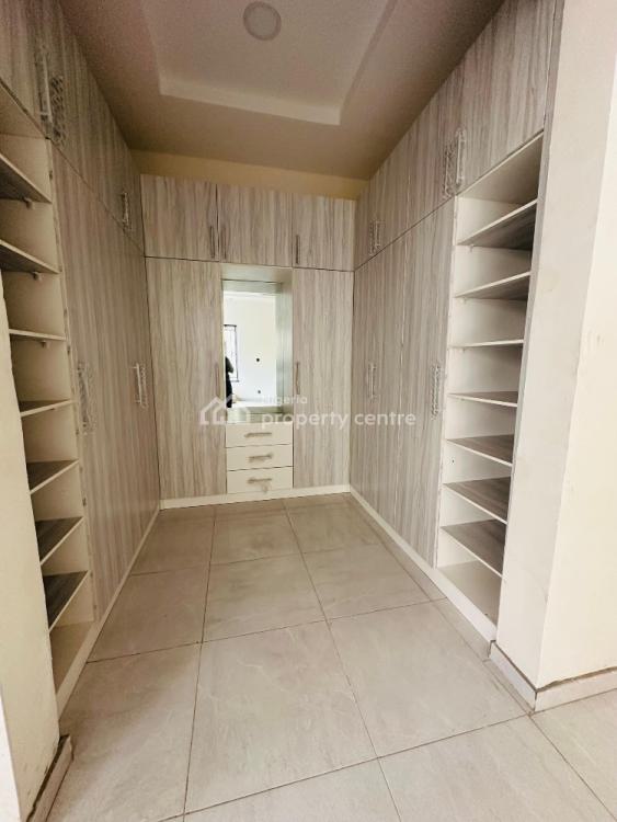 Spaciously Built 5 Bedroom Fully Detached Duplex, Gra Phase 2, Magodo, Lagos, Detached Duplex for Sale