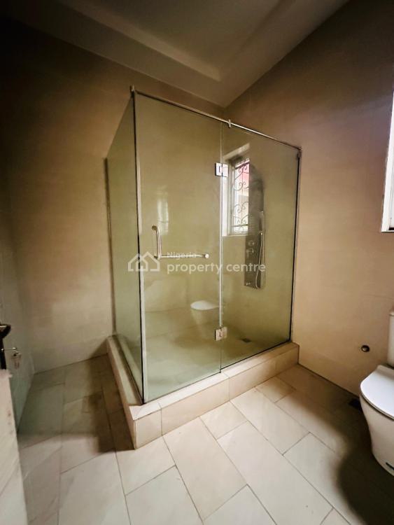 Spaciously Built 5 Bedroom Fully Detached Duplex, Gra Phase 2, Magodo, Lagos, Detached Duplex for Sale