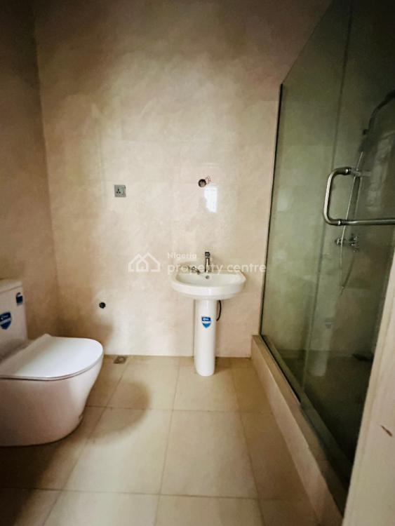 Spaciously Built 5 Bedroom Fully Detached Duplex, Gra Phase 2, Magodo, Lagos, Detached Duplex for Sale