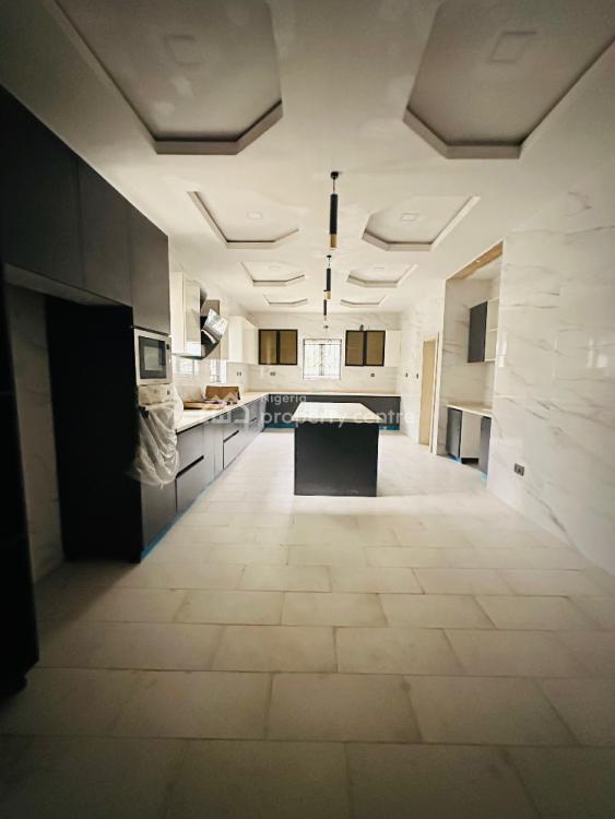 Spaciously Built 5 Bedroom Fully Detached Duplex, Gra Phase 2, Magodo, Lagos, Detached Duplex for Sale