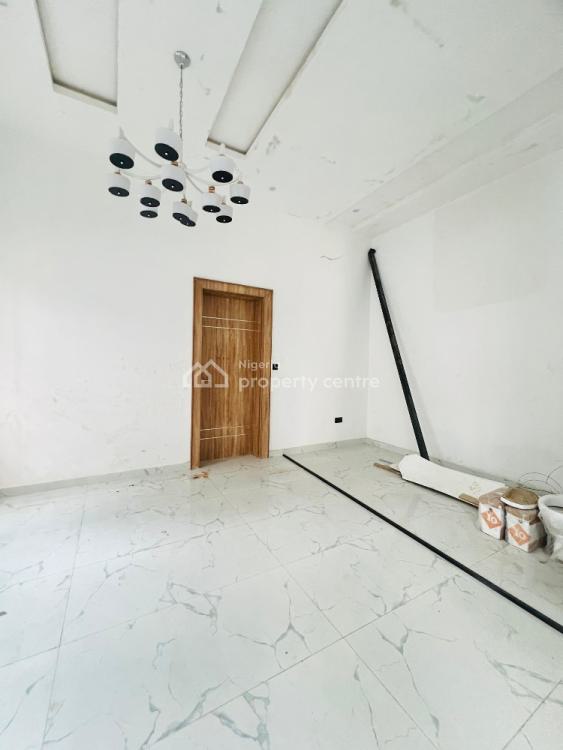 Spaciously Built 5 Bedroom Fully Detached with a Room Bq, Ikeja Gra, Ikeja, Lagos, House for Sale