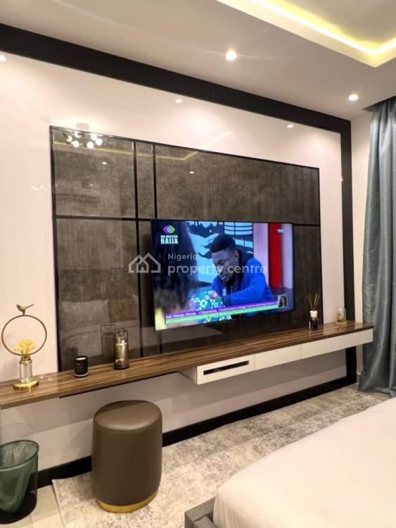 Luxury One Bedroom Apartment with a Pool and Gym, Lekki Phase 1, Lekki, Lagos, House Short Let