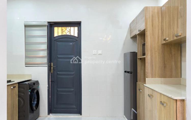 Brand New 2 Bedroom Apartment with Top Notch Amenities, Ikate, Lekki, Lagos, House Short Let