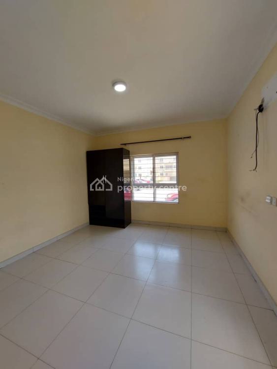 Fully Serviced 3 Bedroom Flat with 24hrs Power, Western Foreshore Estate, Osapa, Lekki, Lagos, Flat / Apartment for Rent