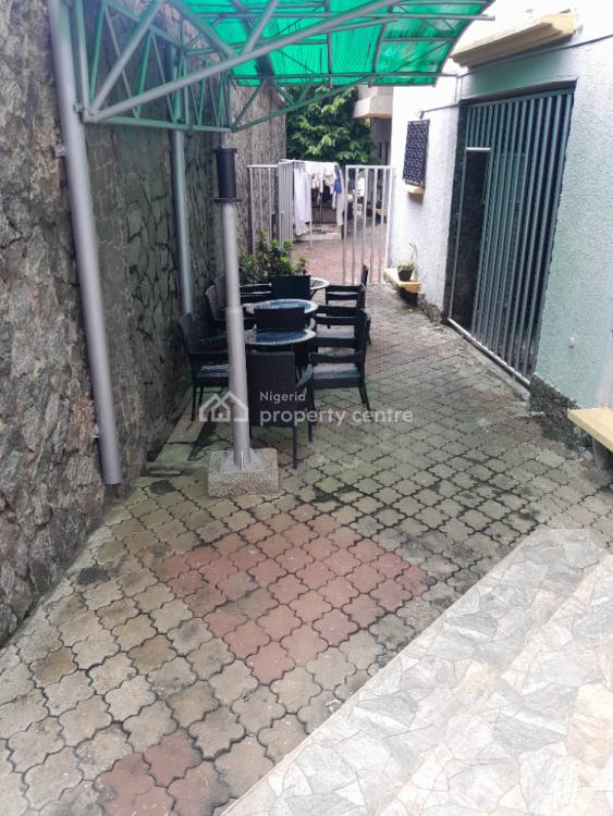 24 Rooms Functioning Hotel, Magodo, Lagos, Hotel / Guest House for Sale