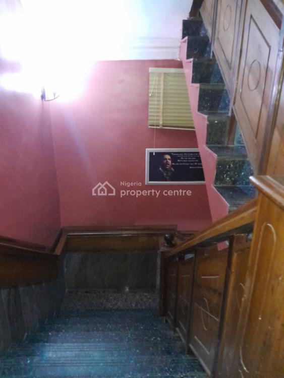24 Rooms Functioning Hotel, Magodo, Lagos, Hotel / Guest House for Sale