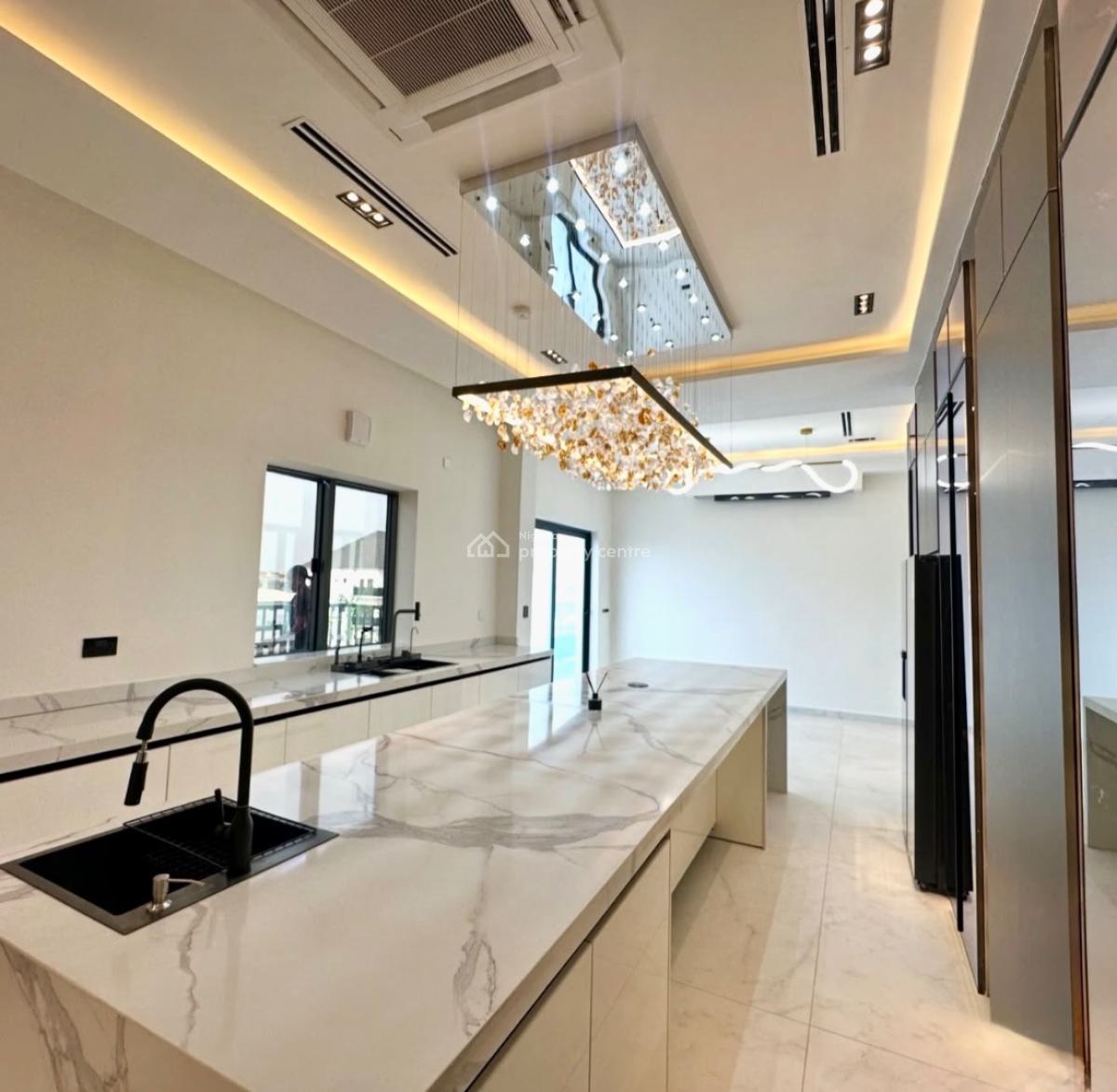 Luxury 3 Bedroom Penthouse with Bq, Wuye, Abuja, Flat / Apartment for Sale