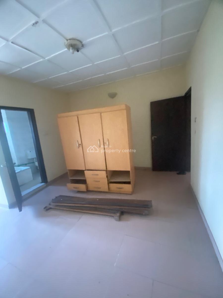 Luxuriously Spacious 3bedroom Flat with Excellent Finishing, No. 1, Bello Street, Kayode Close, Sangotedo, Ajah, Lagos, House for Rent