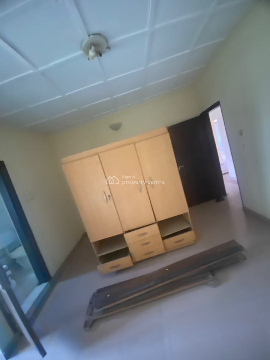 Luxuriously Spacious 3bedroom Flat with Excellent Finishing, No. 1, Bello Street, Kayode Close, Sangotedo, Ajah, Lagos, House for Rent