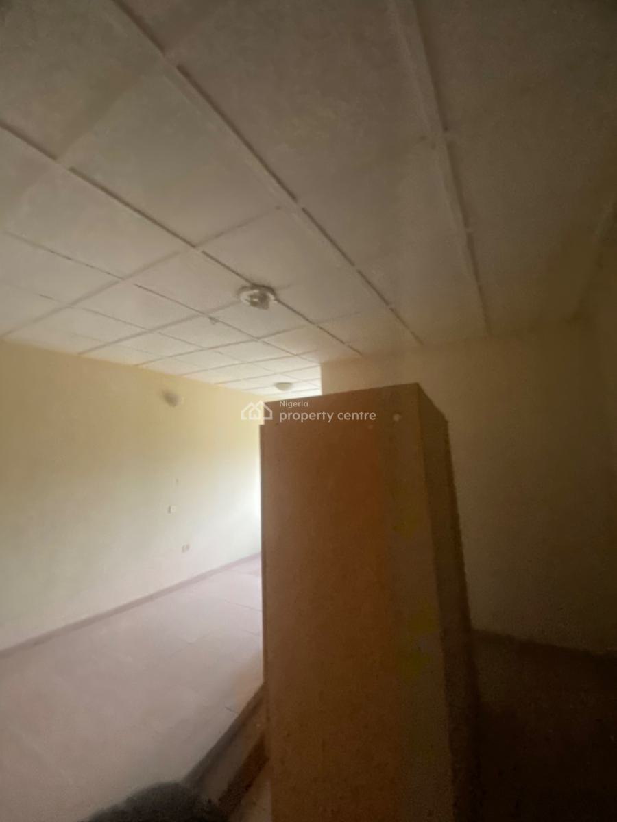 Luxuriously Spacious 3bedroom Flat with Excellent Finishing, No. 1, Bello Street, Kayode Close, Sangotedo, Ajah, Lagos, House for Rent