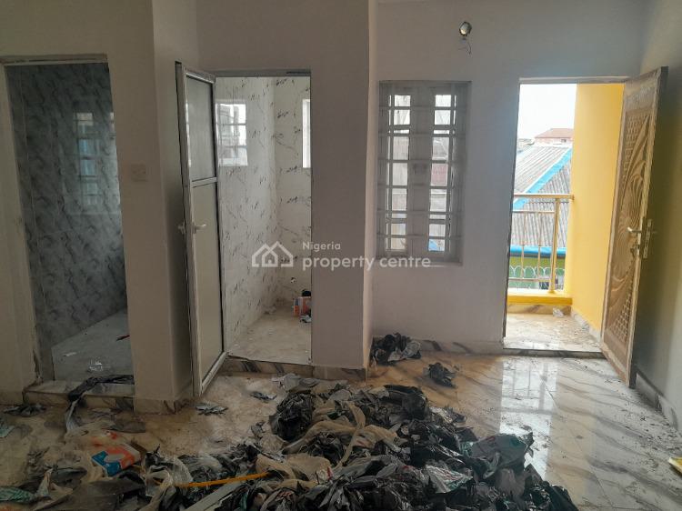1 Bedroom Apartment, Off Lawanson, Surulere, Lagos, Mini Flat (room and Parlour) for Rent