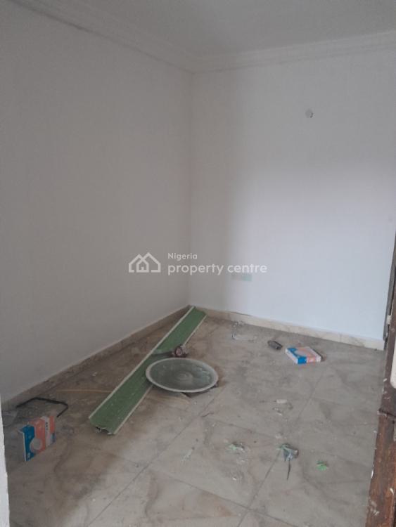 1 Bedroom Apartment, Off Lawanson, Surulere, Lagos, Mini Flat (room and Parlour) for Rent