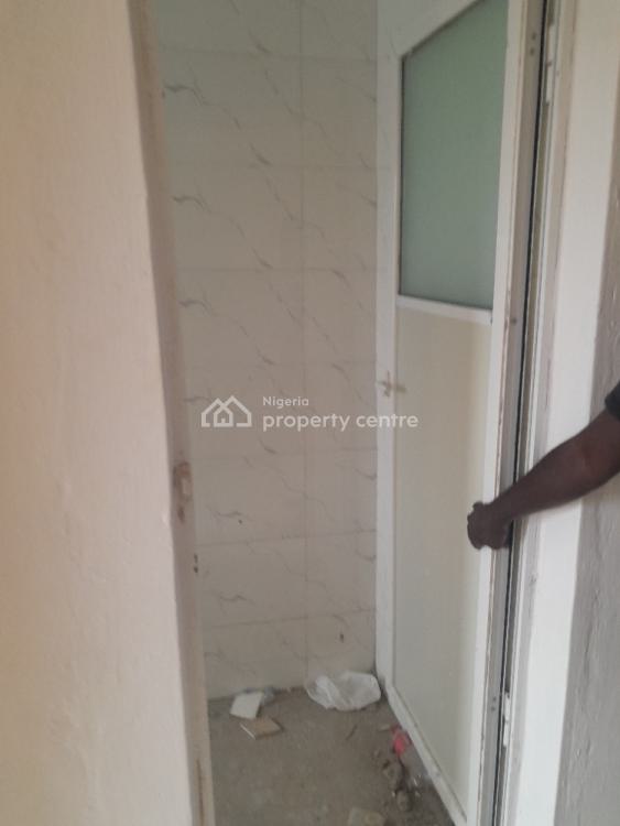 1 Bedroom Apartment, Off Lawanson, Surulere, Lagos, Mini Flat (room and Parlour) for Rent