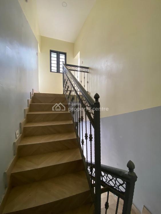 2 Bedroom Apartment, Ilasan, Lekki, Lagos, Flat / Apartment for Sale