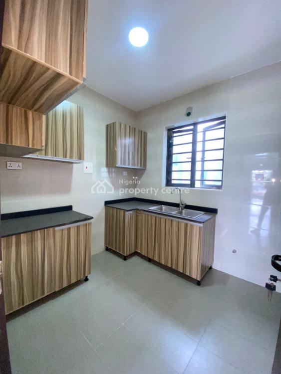 2 Bedroom Apartment, Ilasan, Lekki, Lagos, Flat / Apartment for Sale